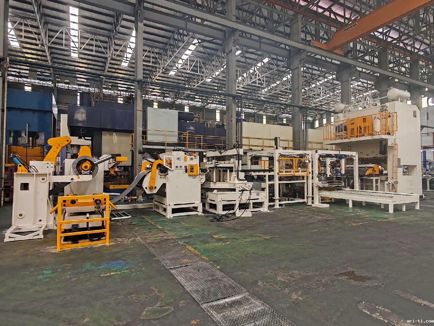 旋转剪切落料线