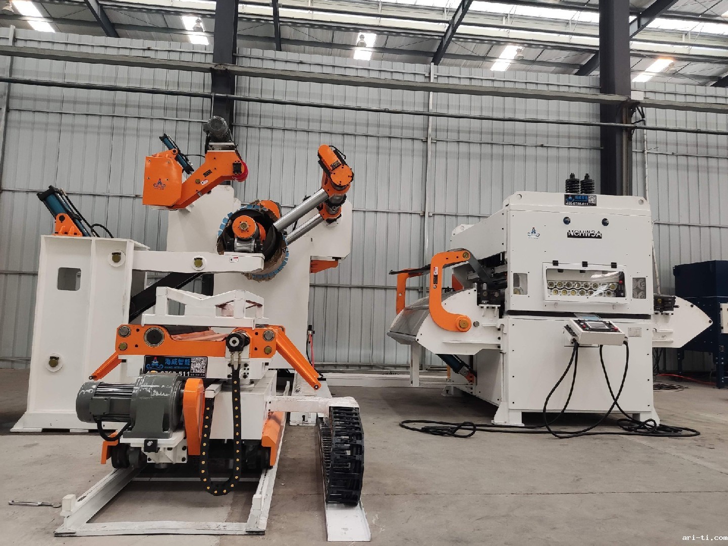 汽车行业高强板激光切割送料线