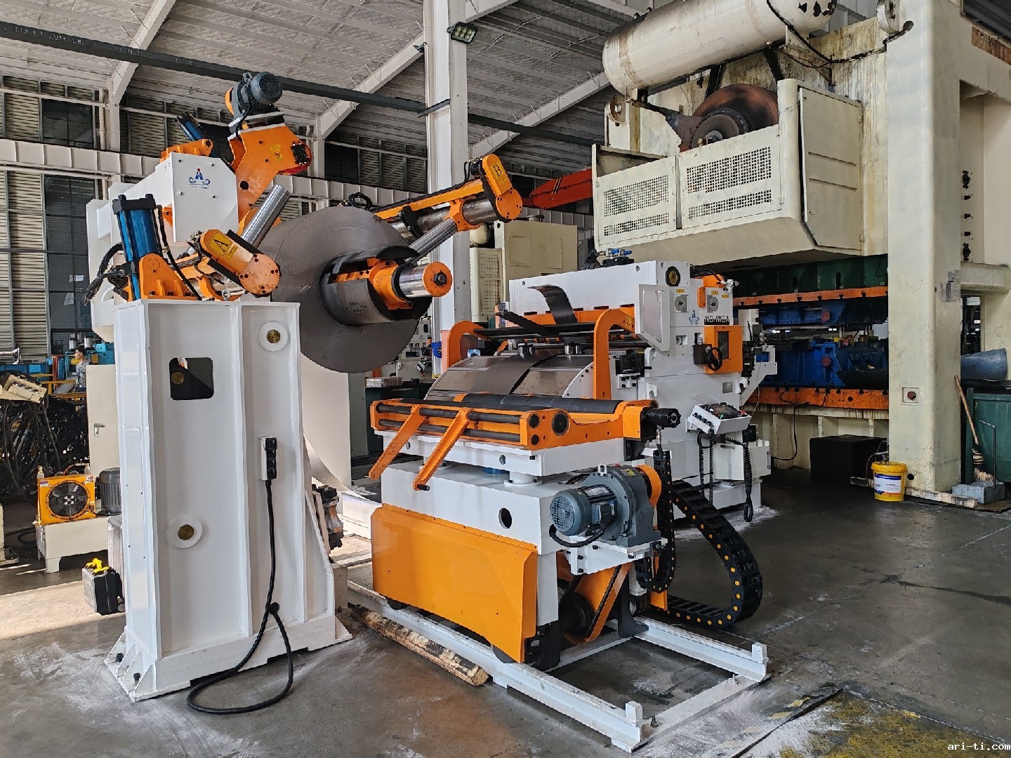 汽车行业6.0mm冲压三合一开卷整平机